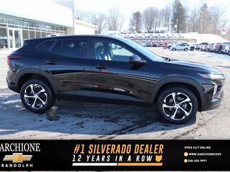 New 2026 Chevrolet Trax RS w/ Driver Confidence Package video 1