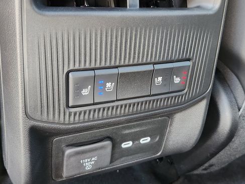 New 2025 Jeep Wagoneer S Launch Edition image 11