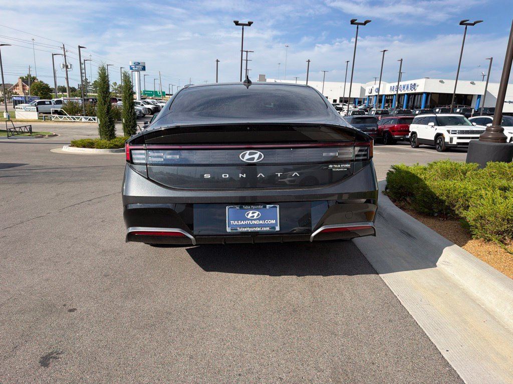 New 2026 Hyundai Sonata SEL FWD image 5
