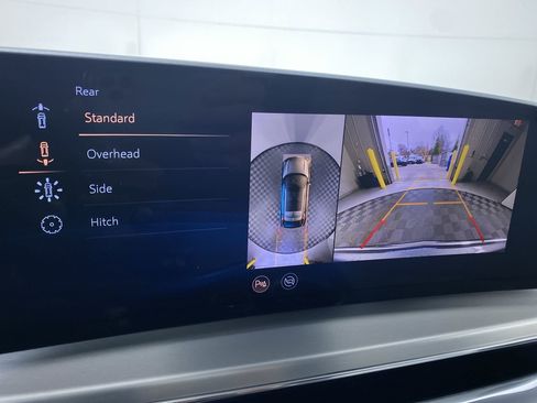 Certified 2024 Cadillac Lyriq Luxury image 6