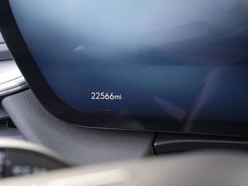 Used 2025 Buick Enclave Preferred image 35