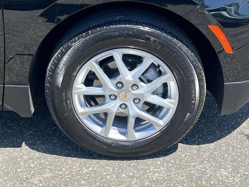 Certified 2024 Chevrolet Equinox LT FWD image 10