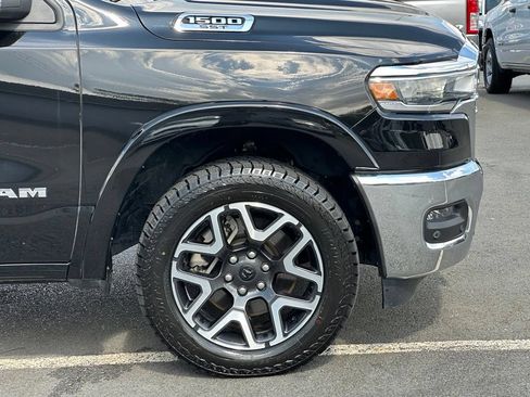 Used 2025 RAM 1500 Laramie AWD/4WD image 42