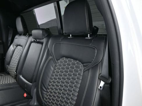 Used 2021 RAM 1500 Big Horn RWD image 28