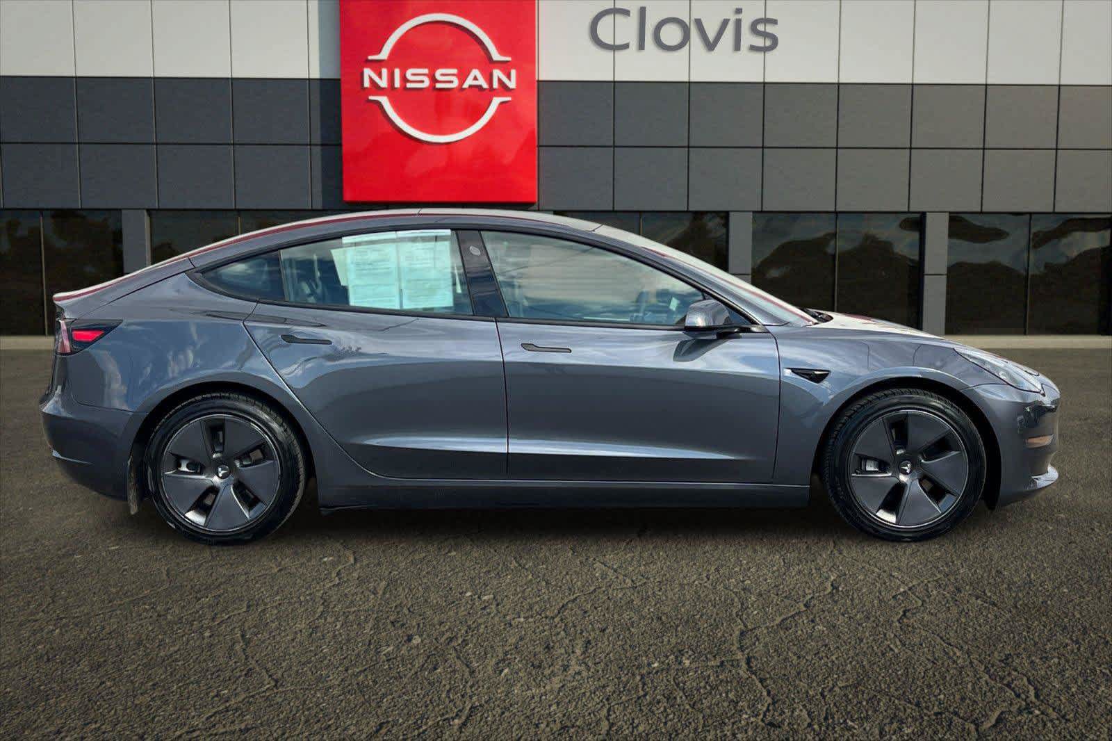 Used 2023 Tesla Model 3 Standard Range RWD image 8