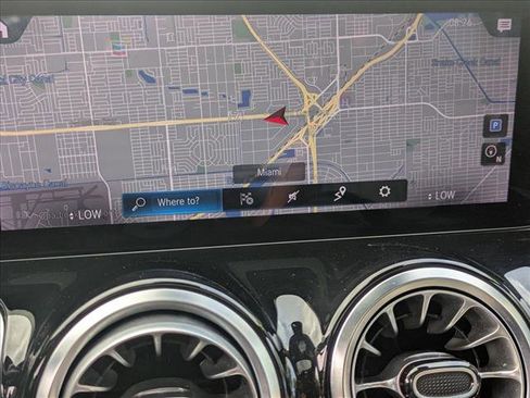 Certified 2022 Mercedes-Benz GLB 250 4MATIC w/ Premium Package Lite image 14