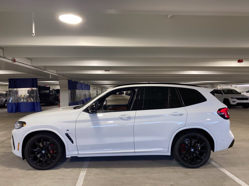 Used 2024 BMW X3 M40i AWD/4WD image 2