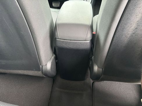 Used 2025 Kia Soul LX w/ LX Technology Package image 25