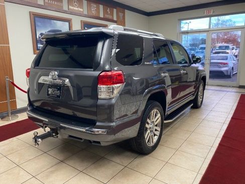 Used 2011 Toyota 4Runner Limited image 5