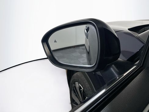Used 2025 Mitsubishi Outlander SE FWD image 16