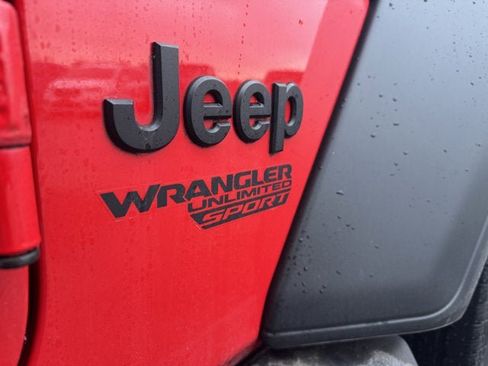 Used 2021 Jeep Wrangler Unlimited Sport image 9