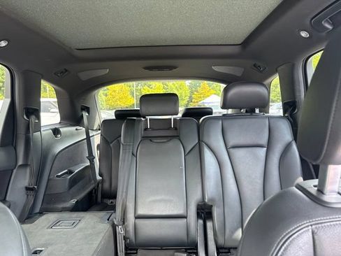 Used 2019 Audi Q7 3.0T Premium Plus w/ Premium Plus Package AWD/4WD image 10