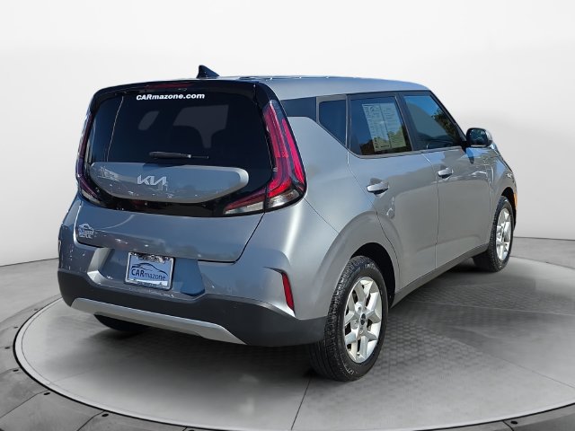 Used 2024 Kia Soul LX w/ Option Group 015 FWD image 5