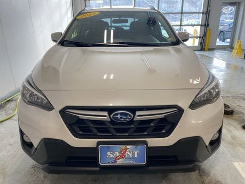 Used 2023 Subaru Crosstrek 2.0i Premium image 4