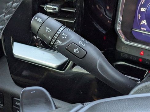 Used 2025 Chevrolet Silverado 1500 LTZ image 22