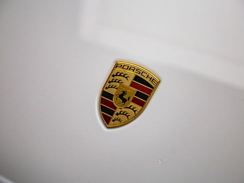 Used 2021 Porsche Macan AWD/4WD image 12