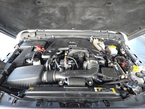 Used 2021 Jeep Wrangler Unlimited Islander w/ Uconnect 4C Nav & Sound Group image 72