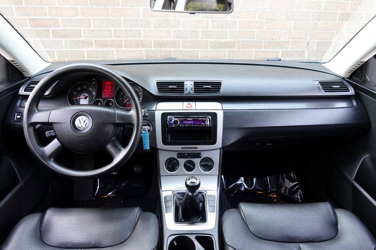 Used 2007 Volkswagen Passat 2.0T FWD image 74
