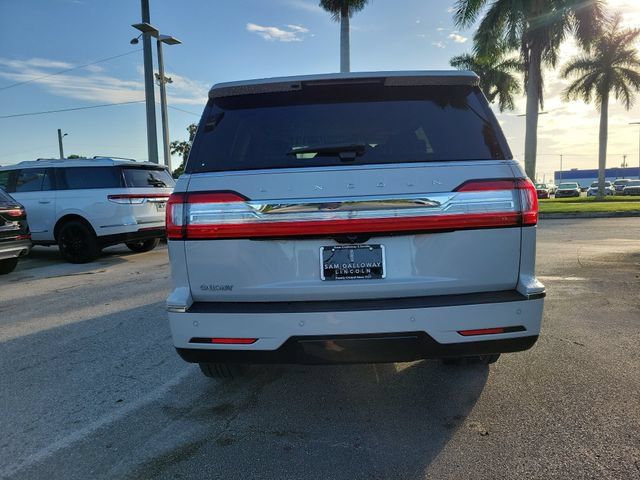 Certified 2021 Lincoln Navigator Reserve w/ Luxury Package AWD/4WD image 5