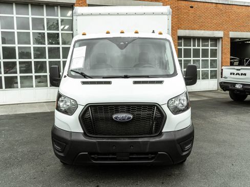 Used 2022 Ford Transit 350 DRW RWD image 21