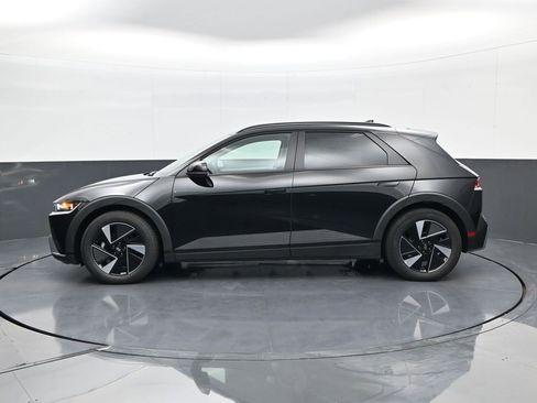 New 2025 Hyundai Ioniq 5 SEL image 8