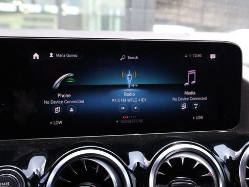 Used 2023 Mercedes-Benz GLA 250 4MATIC w/ Premium Package image 29
