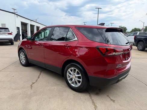 Used 2023 Chevrolet Equinox LT FWD image 28