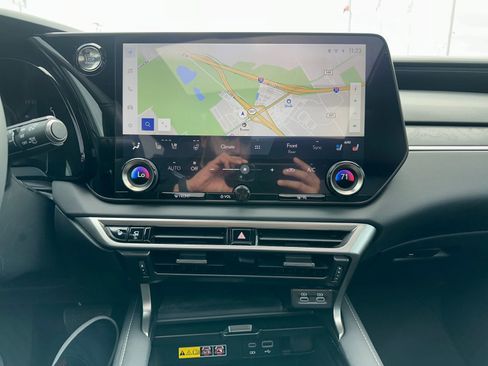 Used 2023 Lexus RX 350 Premium Plus image 17