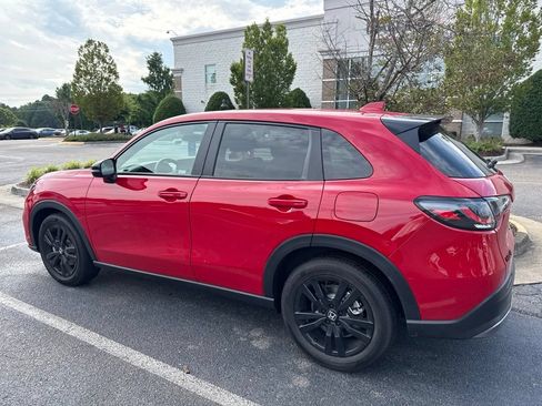 Used 2026 Honda HR-V Sport image 3