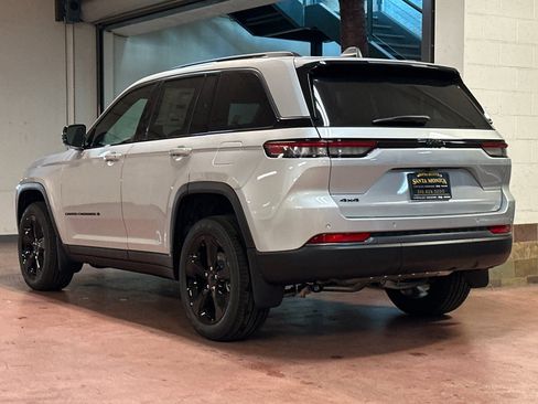 New 2026 Jeep Grand Cherokee Limited w/ Limited Altitude Package image 3