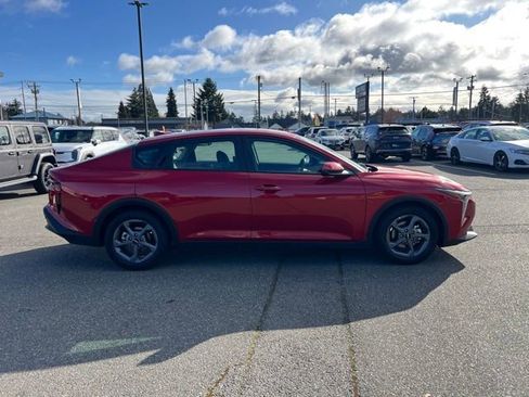 Certified 2025 Kia K4 LXS image 6