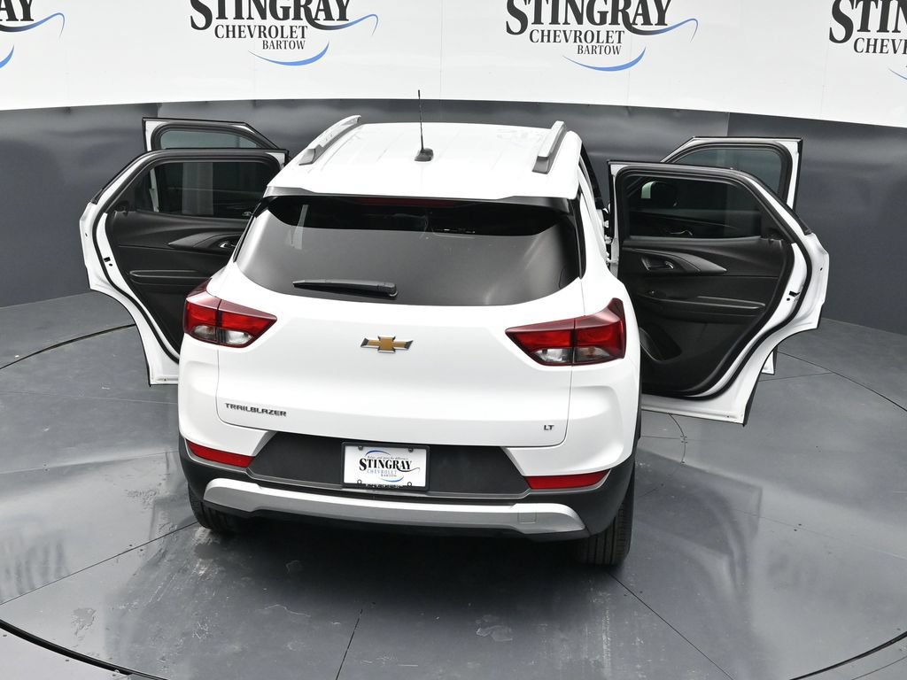 Used 2025 Chevrolet TrailBlazer LT FWD image 36