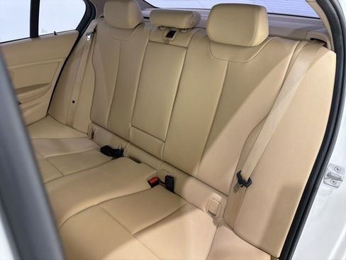 Used 2013 BMW 328i xDrive Sedan AWD/4WD image 16