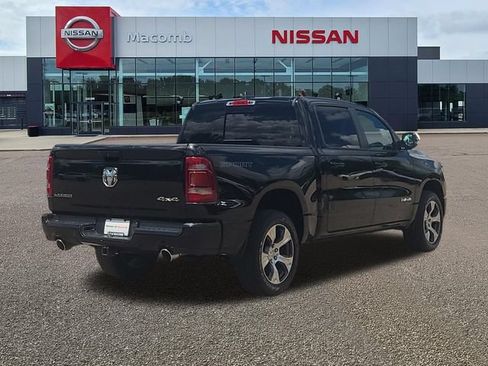 Used 2023 RAM 1500 Laramie AWD/4WD image 7