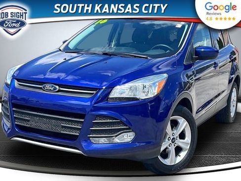 Used 2016 Ford Escape SE w/ Equipment Group 201A FWD image 1