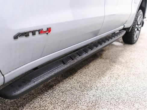 Used 2024 GMC Sierra 1500 AT4 w/ Technology Package image 40