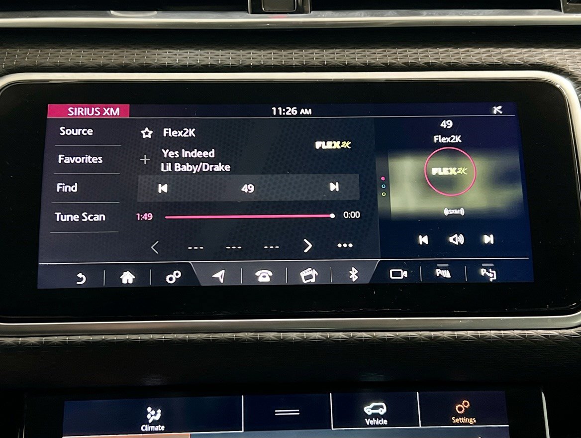 Used 2020 Land Rover Range Rover Velar S AWD/4WD image 11