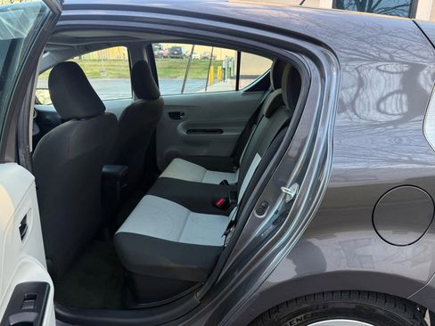 Used 2012 Toyota Prius C One image 15