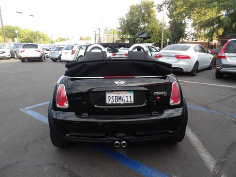 Used 2005 MINI Cooper S FWD image 9