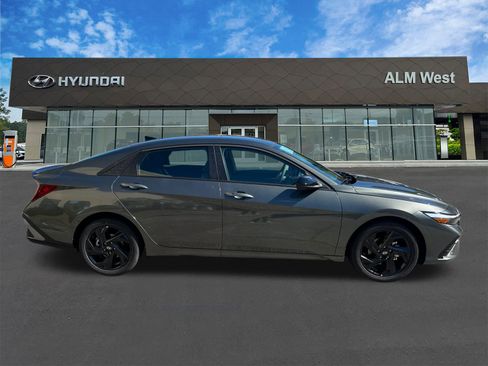 New 2026 Hyundai Elantra Sport image 4