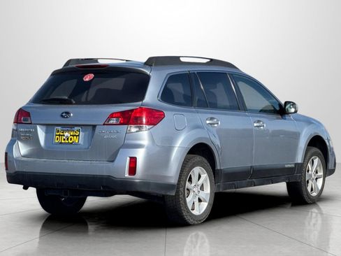 Used 2013 Subaru Outback 2.5i Premium w/ All-Weather Pkg image 4