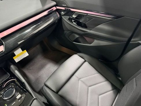 New 2026 BMW 530i xDrive w/ M Sport Package AWD/4WD image 18