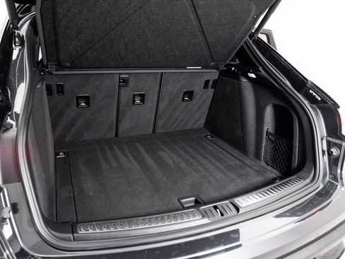 Used 2025 Porsche Macan image 29