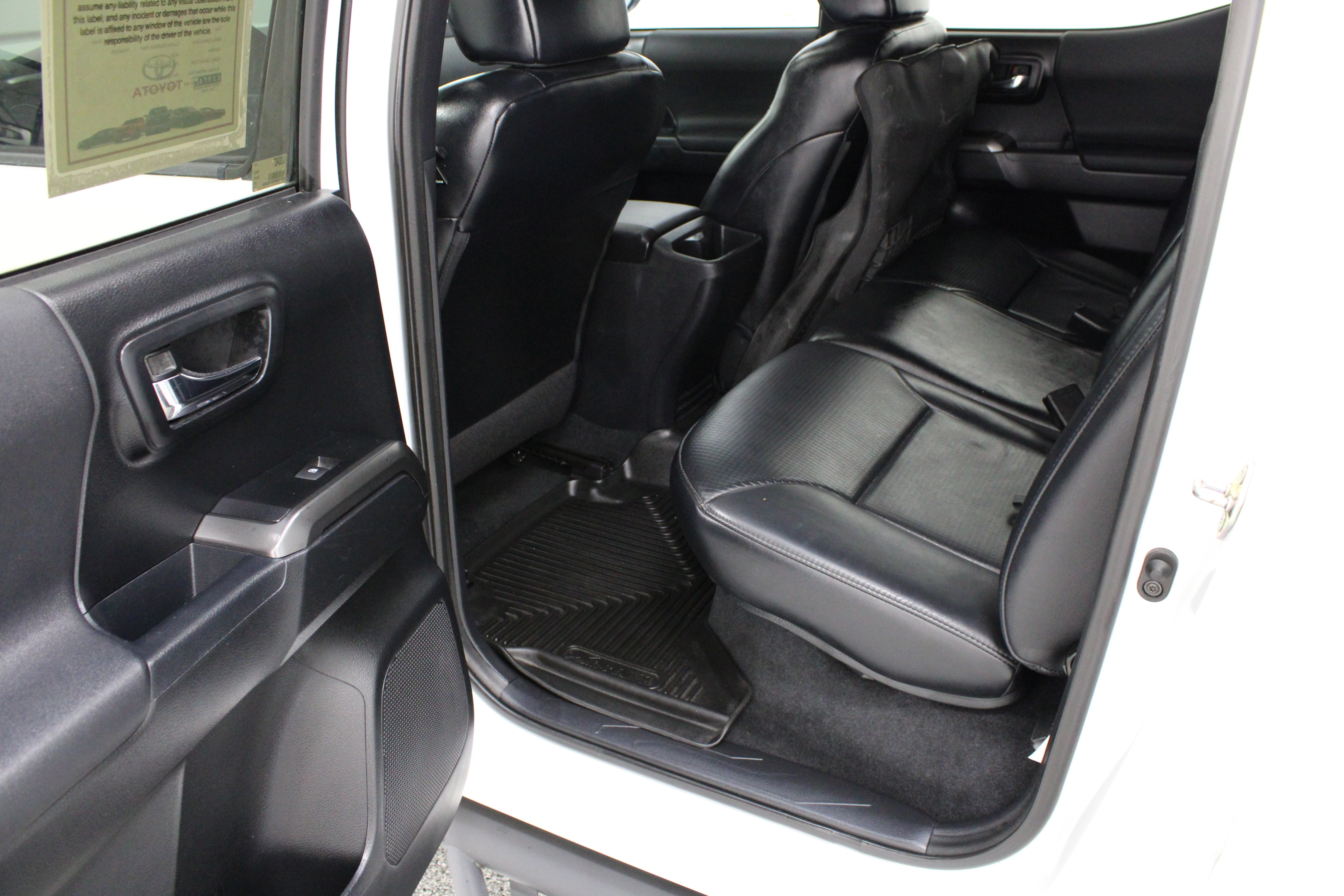 Used 2019 Toyota Tacoma TRD Pro AWD/4WD image 32