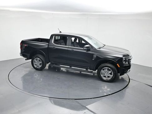 New 2025 Ford Ranger Lariat w/ Chrome Accent Package image 40