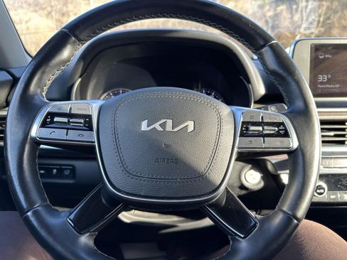 Used 2022 Kia Telluride EX w/ EX Premium Package image 9