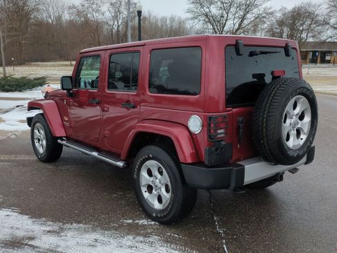 Used 2013 Jeep Wrangler Unlimited Sahara w/ Mopar Chrome Edition Group image 6