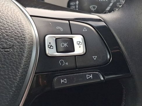 Used 2018 Volkswagen Atlas SEL AWD/4WD image 23