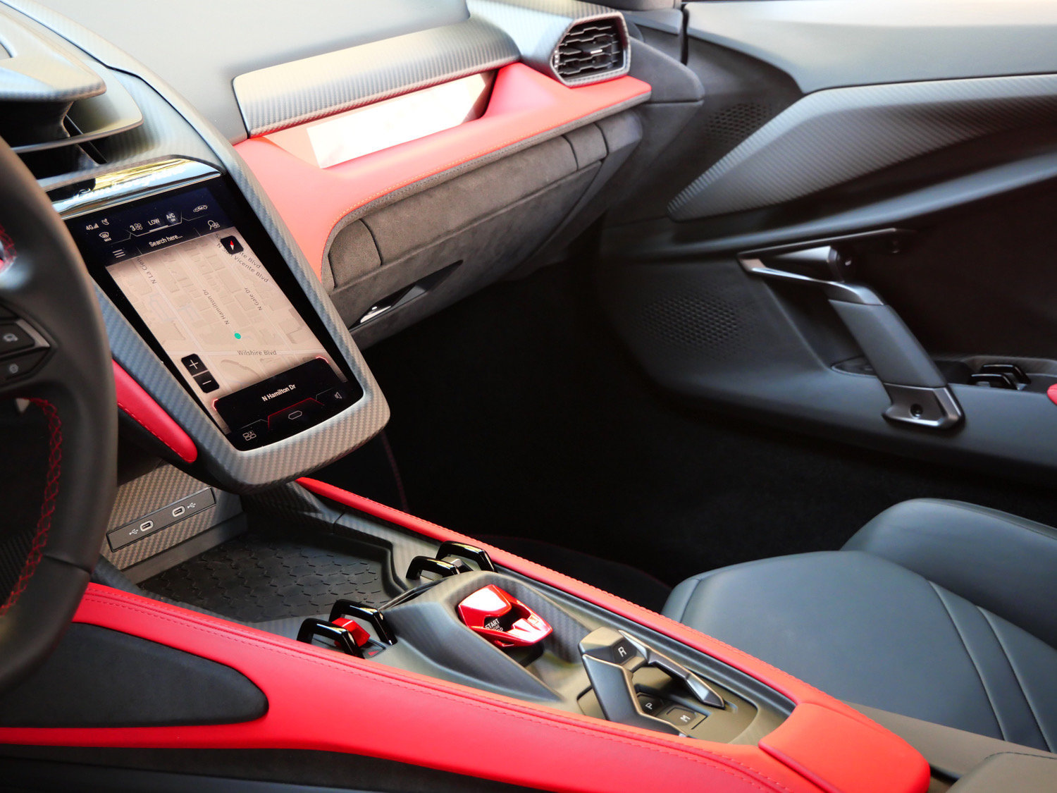 Used 2024 Lamborghini Revuelto AWD/4WD image 18