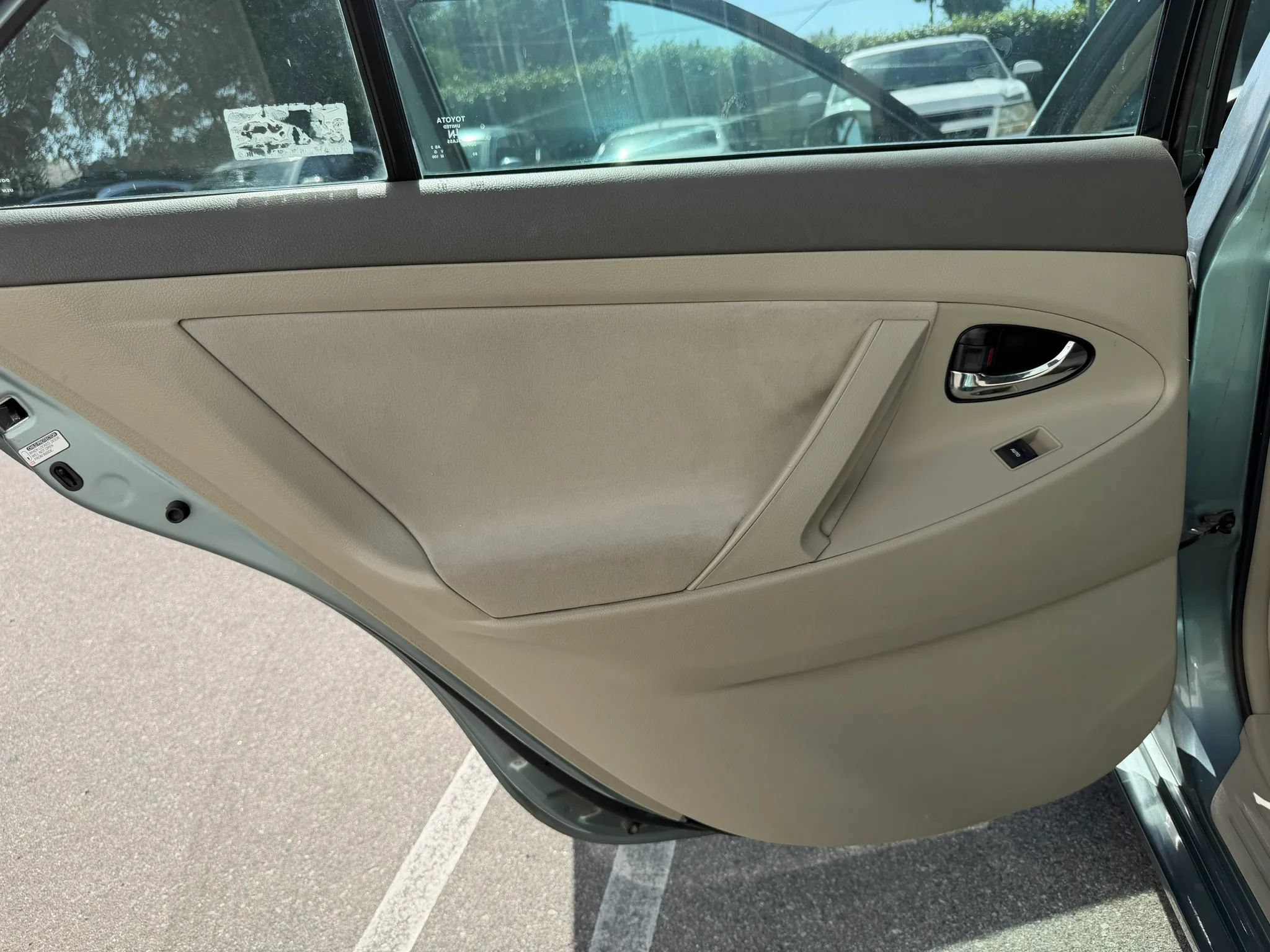 Used 2011 Toyota Camry LE FWD image 50